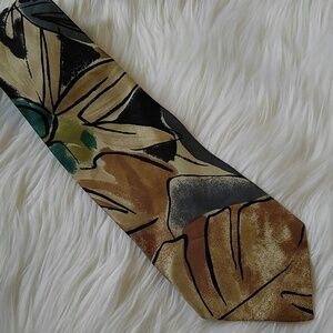 Enrico Guccini hand fashioned tie silk 58" Vintage